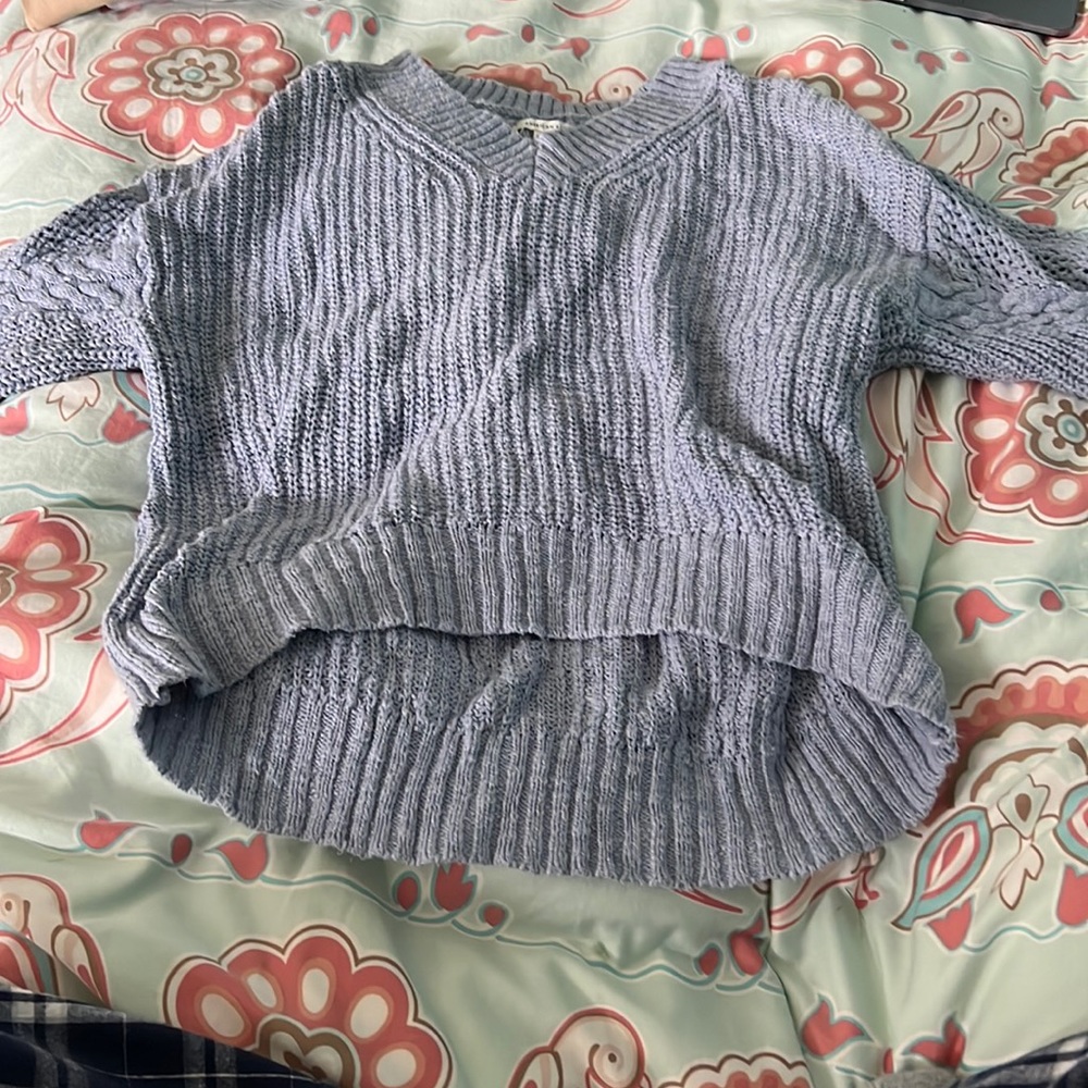 American Eagle Sweater